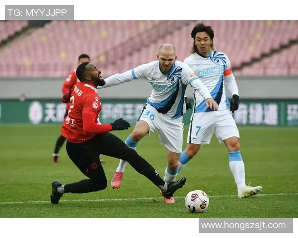 成都足球队在邀请赛中的拼搏历程与荣耀时刻全景回顾