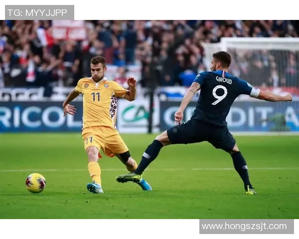 意大利16号足球明星的辉煌历程与传奇瞬间解析 意大利16号足球明星的辉煌历程与传奇瞬间解析